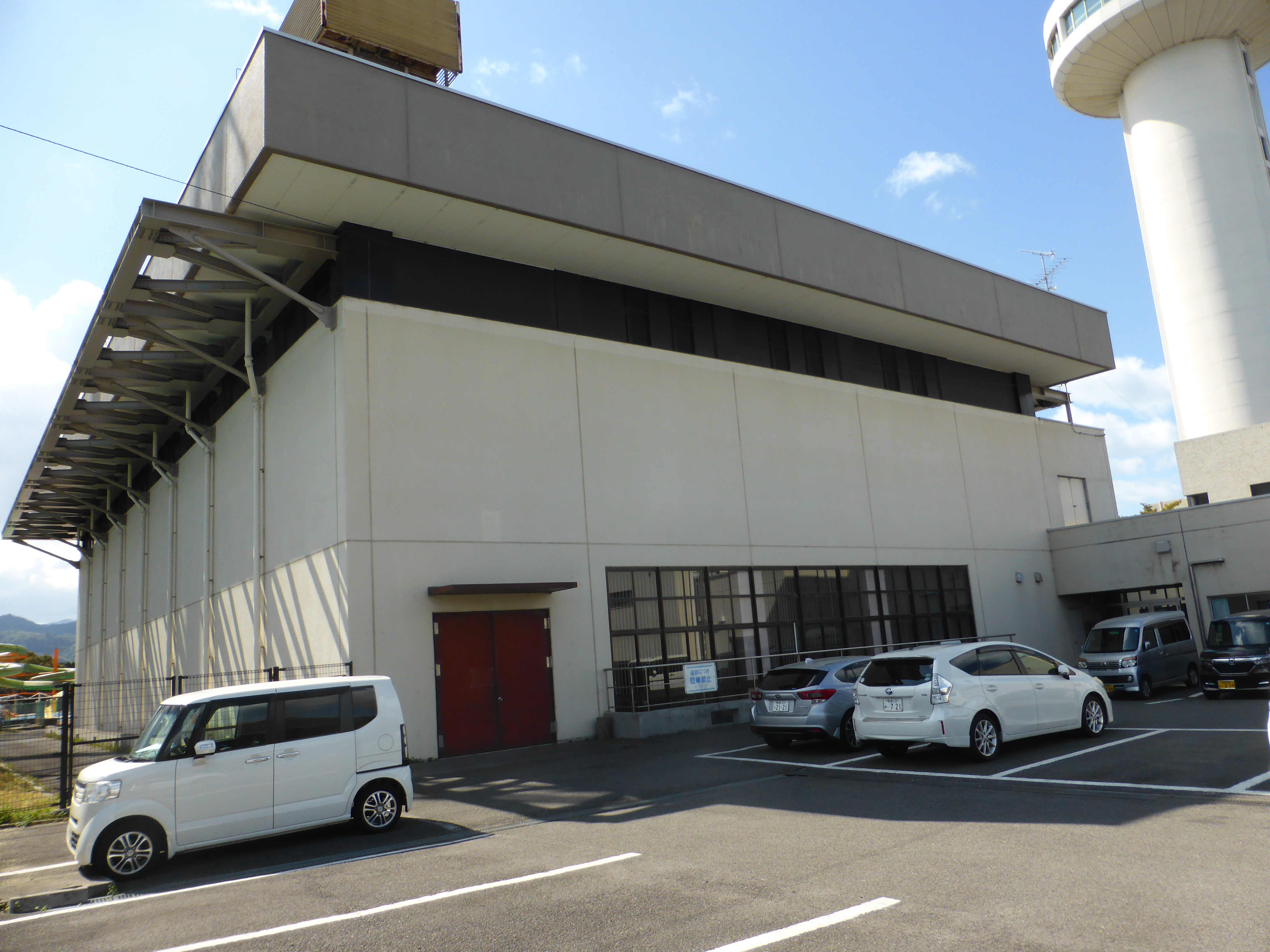 ウェルピア伊予 体育館耐震改修設計